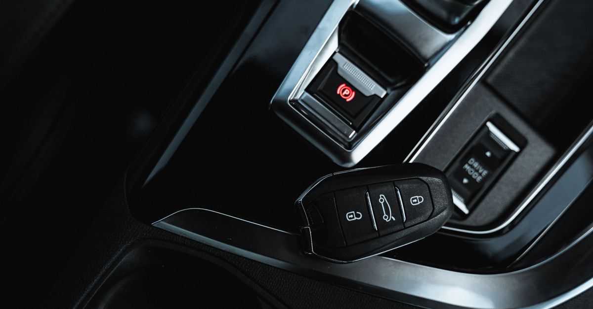 Chevrolet car key fob — Scarsdale Locksmiths