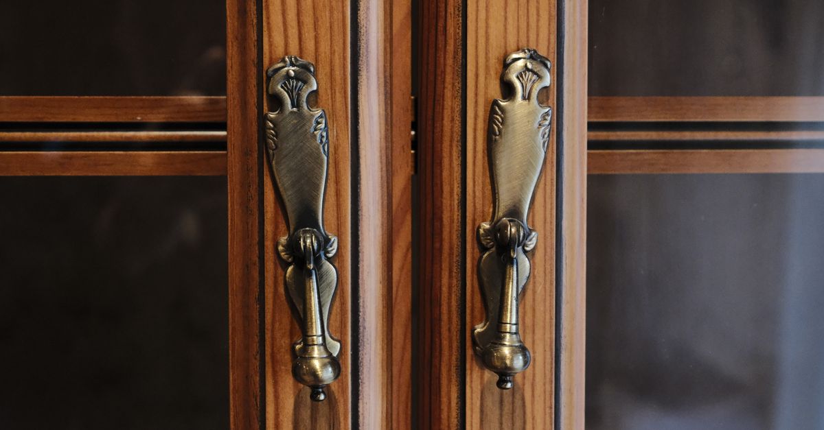 door security hardware — Scarsdale Locksmiths