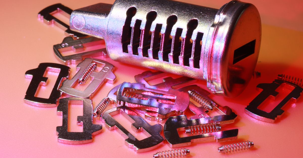 High-Security Car Keys: OEM and Aftermarket Options Explained — Scarsdale Locksmiths